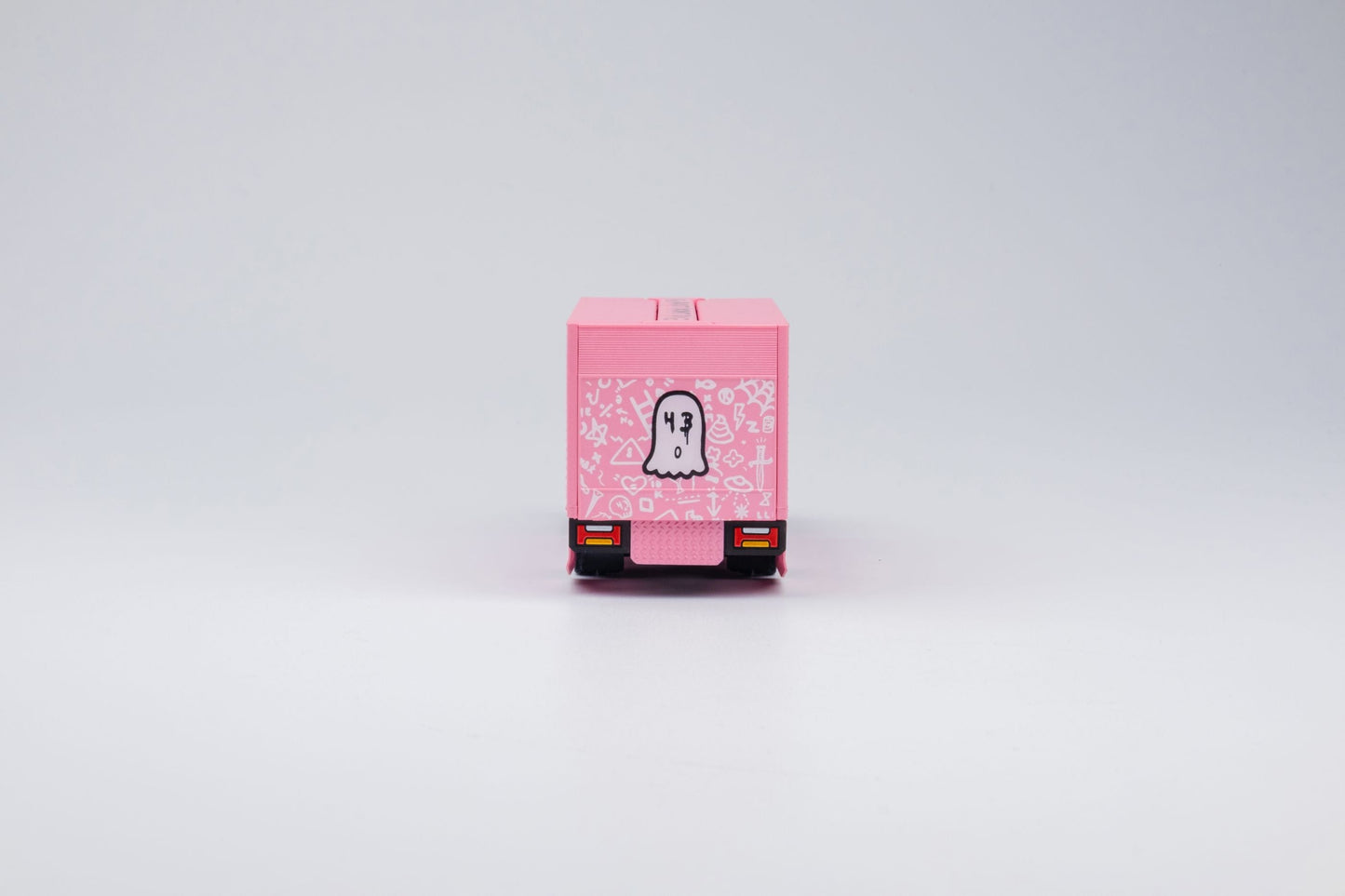 Microturbo Custom Box Truck KB - Pink